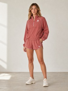Ensemble court coupe-vent pour femmes, tendance, conçu avec un tissu de qualité supérieure pour les sports de plein air et les tenues décontractées, mode moderne - Product Image 5