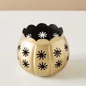 Wholesale Dual Tone Metal <b>Tea</b> Light <b>Candle</b> Holder for Home and Weddings Tabletop Decorations - Product Image 3