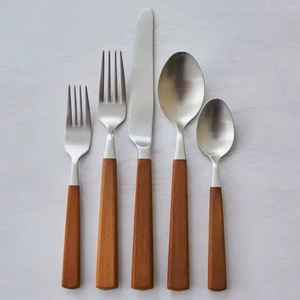 Juego de Cubiertos Modernos de Acero Inoxidable, Juego de Cubiertos con Acabado Espejo, Duradero, para Bodas, Moderno, 5 Piezas, Apto para Lavavajillas - Product Image 1