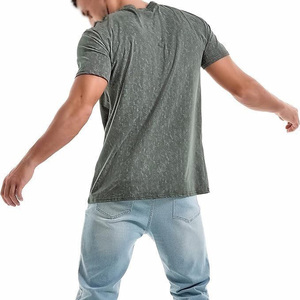 Camisetas de hombre al por mayor con lavado ácido, logotipo personalizado, vintage, con punto de cruz, lisas, desgastadas, estilo urbano, para gimnasio y fitness, B2B, EE. UU. - Product Image 4