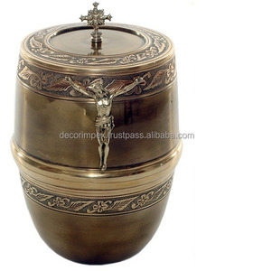 Urna Funeraria Católica de Latón AngelAngie de Primera Calidad para Cenizas Humanas, Grabados de Belleza, Figura de Jesucristo, Diseño Moderno, Florero de Mesa - Product Image 1