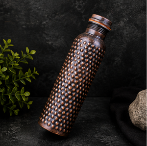 Bouteille en cuivre pur à motif de points en relief bronze foncé, design traditionnel, portable pour les voyages - Product Image 1