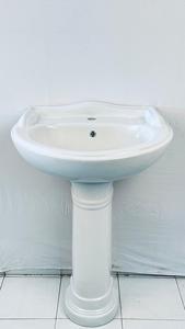 Lavabo cuadrado de cerámica dorado de estrella de diseño moderno de calidad superior, juego de inodoro de artículos sanitarios con Pedestal completo para lavado a mano para Baño - Product Image 2