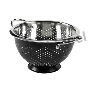 Élégante passoire en métal noir de tous les jours avec poignée en acier inoxydable pour filtrer les liquides pour les légumes et les fruits - Product Image 1