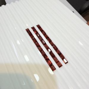พลอยแกรนเนตสีแดงเข้มธรรมชาติทรงบาแกตต์ขนาด 4x6 มม. ของ AJ Gems สำหรับทำเครื่องประดับ - Product Image 2