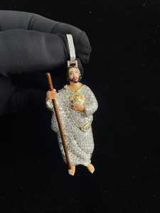 Pendentif Jésus de luxe style Hip Hop en moissanite glacée, pendentif religieux chrétien en argent 925 plaqué or 18 carats, cadeaux - Product Image 4