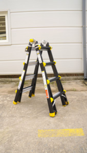 บันไดอลูมิเนียมพับได้อเนกประสงค์ EN131 VIETLADDERS NVLB-44 4 ขั้น รับน้ำหนักได้ 300 กก. สำหรับใช้ในโรงแรม ดีไซน์ทันสมัย - Product Image 4