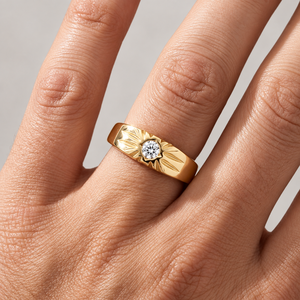 Anillo de Moissanita para el Día de San Valentín, Oro Amarillo de 10K con baño de plata, Corte Brillante Redondo, Diseño de Estrella, Anillo para Hombre - Product Image 4