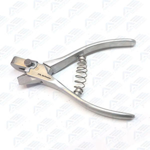 Mejor Cortador de Orejas para Corderos y Ovejas, de Acero Inoxidable, 7.5 Pulgadas, Doble Forma de U, para Ganado, de Apto Enterprises - Product Image 5