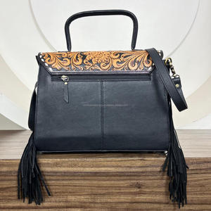 2025 concepteur de luxe Style usiné en cuir de vachette bandoulière et épaule femmes sac de messager avec poignée célèbre marque sacs à main - Product Image 5