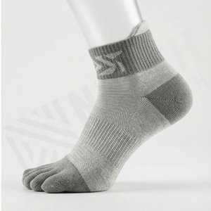 Five <b>Toe</b> Ankle <b>Socks</b> Gray Geometric Pattern Breathable <b>Running</b> Sport <b>Socks</b> <b>for</b> Adults Summer Knitted Spandex Polyester - Product Image 3