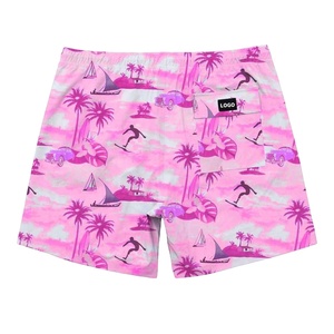 Shorts de plage pour hommes de haute qualité, design personnalisé, votre propre logo, tissu extensible quadridirectionnel et sublimation écologique. - Product Image 1