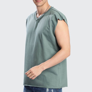 เสื้อยืดแขนกุดคอวีผู้ชาย ผ้าถัก สีพื้น ลำลอง ทรงปกติ สีเขียว เสื้อเจอร์ซีย์แขนกุด - Product Image 3