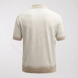 Polo en coton beige à manches courtes pour homme, coupe classique, tricot uni, design décontracté et respirant - Product Image 2