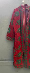 Abrigo Bohemio Acolchado para Mujer, Color Rojo Terciopelo, Bordado, con Estampado Floral, Cuello Mao, Mangas Largas, Ecológico, para Invierno - Product Image 4