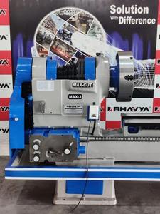 Torno de Alta Resistencia de 9 Pies con Engranajes para Torneado de Metal de Alta Precisión y Fabricación de Componentes Industriales - Product Image 4