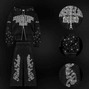 Sudadera con capucha y pantalón de chándal de forro polar con pedrería, elástico en cuatro direcciones, ligero y ecológico, para mujer, venta al por mayor - Product Image 3
