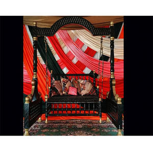 Fauteuils suspendus Jhula antiques pour Nikah/Walima musulmans, couleur noir et or, avec fonction portable pour décorations de scène, Californie - Product Image 1