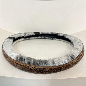 Nouveaux accessoires d'intérieur de voiture populaires décoration de volant en cuir usiné à la main et couverture de Protection cuirs de peau de vache véritables - Product Image 4
