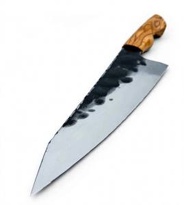Cuchillo de cocina para exteriores con hoja de acero con acabado rústico forjado y mango de madera de olivo - Product Image 2