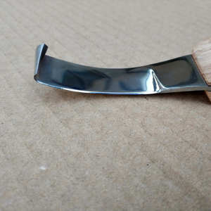 Cuchillo para pezuñas con mango de madera para mano derecha o izquierda, herramientas de herrador, herramientas para recortar pezuñas y reparar herraduras - Product Image 3
