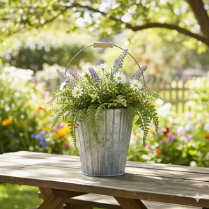 Maceta de Metal de Estilo Clásico con Asa, Diseño Rústico con Nervaduras Verticales, Maceta de Estaño Galvanizado Natural para Jardín y Decoración del Hogar - Product Image 4