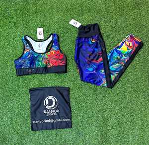 Women's Custom Two-Piece Yoga Set Solid <b>Pattern</b> Breathable Fitness Workout Bra and <b>Legging</b> with Elastic Waist Closure - Product Image 6