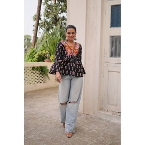 Navratri Special Beautiful Cotton <b>Top</b> with Elegant Patch Work - Product Image 3