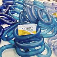 B H CRAFTS Décoration murale circulaire en résine, maillons de chaîne, faite à la main, décoration d'intérieur, ronde, transparente, bleue, colorée