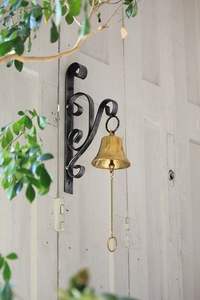 Campana de puerta tradicional de hierro fundido con diseño duradero para entrada de casa de campo, puerta de jardín y decoración exterior - Product Image 2