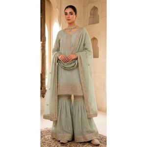 Traje Salwar Kameez de 3 Piezas para Mujer en Chifón Bordado Premium con Camisa Larga Bordada, Pantalón y Dupatta de Chifón - Product Image 1