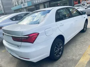 BYD Qin EV450 Listo para Operar, Vehículo Eléctrico Usado con Alto Kilometraje, Bajo Costo de Operación, Rendimiento Confiable para Negocios - Product Image 2