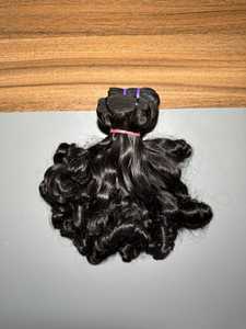 Extensions et mèches de cheveux naturels bouclés et rebondissants, provenant d'un seul donneur du temple indien du Sud, à double trame, pour la vente en gros - Product Image 3