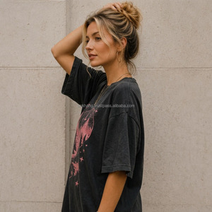T-shirt unisexe en coton noir, imprimé montagne et cœurs, col rond, coupe ample, décontracté, manches courtes, tissu jersey, toutes saisons - Product Image 4