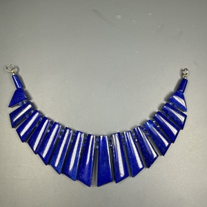 สร้อยคอพลอยธรรมชาติ Lapis Lazuli หินบำบัดไพฑูรย์ที่สวยงาม - Product Image 3