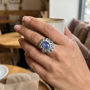 Anillo Gemvanity SR1468 Chapado en Oro, Estilo Budista Tibetano de Lujo Clásico, con Corte Brillante de Cianita, Esmeralda y Amatista - Product Image 5