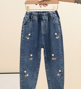 Pantalon long décontracté en jean à trous pour filles, grande taille, imprimé floral et dessin animé, style graffiti, printemps-automne - Product Image 6