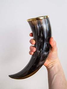 Cuerno de Buey Auténtico de Gran Tamaño, Cuerno Vikingo para Beber, Cuerno de Vino y Cerveza con Forma Natural Personalizada y Pulida, Estilo Náutico - Product Image 4