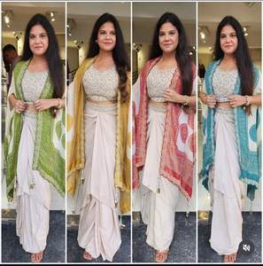 Exclusivo Saree de Seda Crepe con Diseño de Diseñador y Blusa Elegante, Bordado Moderno y a la Moda, Estilo Indio, para Fiestas, para Mujer - Product Image 6