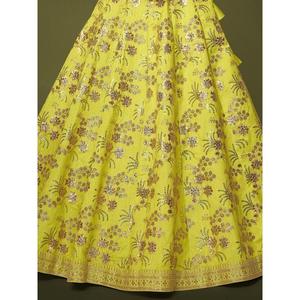 Fascinant néon vert paillettes soie Sangit Wear Lehenga Choli - Product Image 1