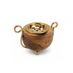 Brûleur d'encens artisanal écologique parfumé avec incrustation en laiton et doubles poignées, caractéristique régionale arabe, utilisation toute saison - Product Image 3