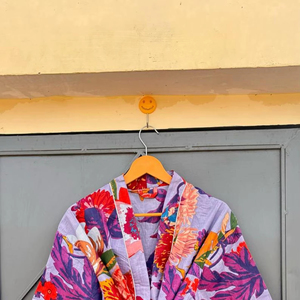 Kimono en coton de style japonais fait main pour femmes, robe à imprimé floral, vêtements de plage uniques, vêtements de détente, vêtements de nuit, kimono confortable - Product Image 1