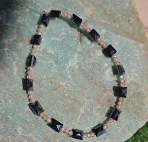 Bracelet en moissanite jaune rond et noir fantaisie de 3 mm, fait main pour bijoux de mode - Product Image 4