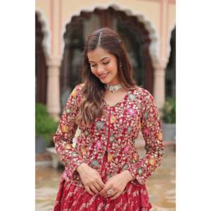 Magnificent Maroon Faux Georgette Bridal Lehenga Choli Set con hilo intrincado-Sombreros bordados con lentejuelas - Product Image 6