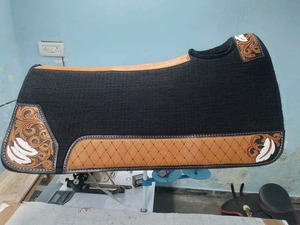 Almohadilla de fieltro de lana de alta demanda para silla de montar western, con forro de polialgodón, exterior de algodón y parches de cuero genuino, uso multiusos, estilo indio. - Product Image 6