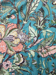 Bata Kimono de Algodón Suave y Transpirable con Estampado Digital de Dibujos Animados Naaz Textile para Mujer, Camisón de Verano Hecho a Mano ODM con Cuello en V y Cintura Elástica - Product Image 5