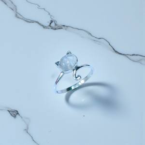 แหวนมูนสโตนทรงเหลี่ยมเงินแท้ 925 แหวนพลอยเจียระไน ราคาขายส่ง แหวนและเครื่องประดับ - Product Image 2