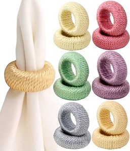 Ensemble de 12 anneaux de serviette ronds en tissu de couleurs assorties pour la décoration de table, les fêtes, les mariages et les occasions spéciales - Product Image 1