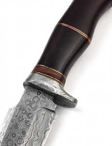 Couteau utilitaire d'extérieur personnalisé en acier Damas forgé à la main, à pointe tombante, avec manche en bois dur foncé et anneau en laiton - Product Image 5