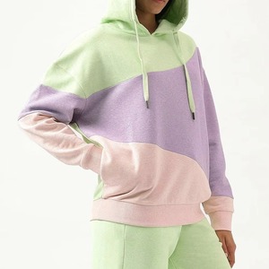 เสื้อฮู้ดดี้ผ้าฝ้ายหนานุ่มสำหรับผู้หญิง แบบขายส่ง ล้างสีสไตล์แอซิดวอช ปักโลโก้ด้วยไหมเชนีล รับผลิตแบรนด์ส่วนตัว สตรีทแวร์ ระบายอากาศได้ดี - Product Image 2